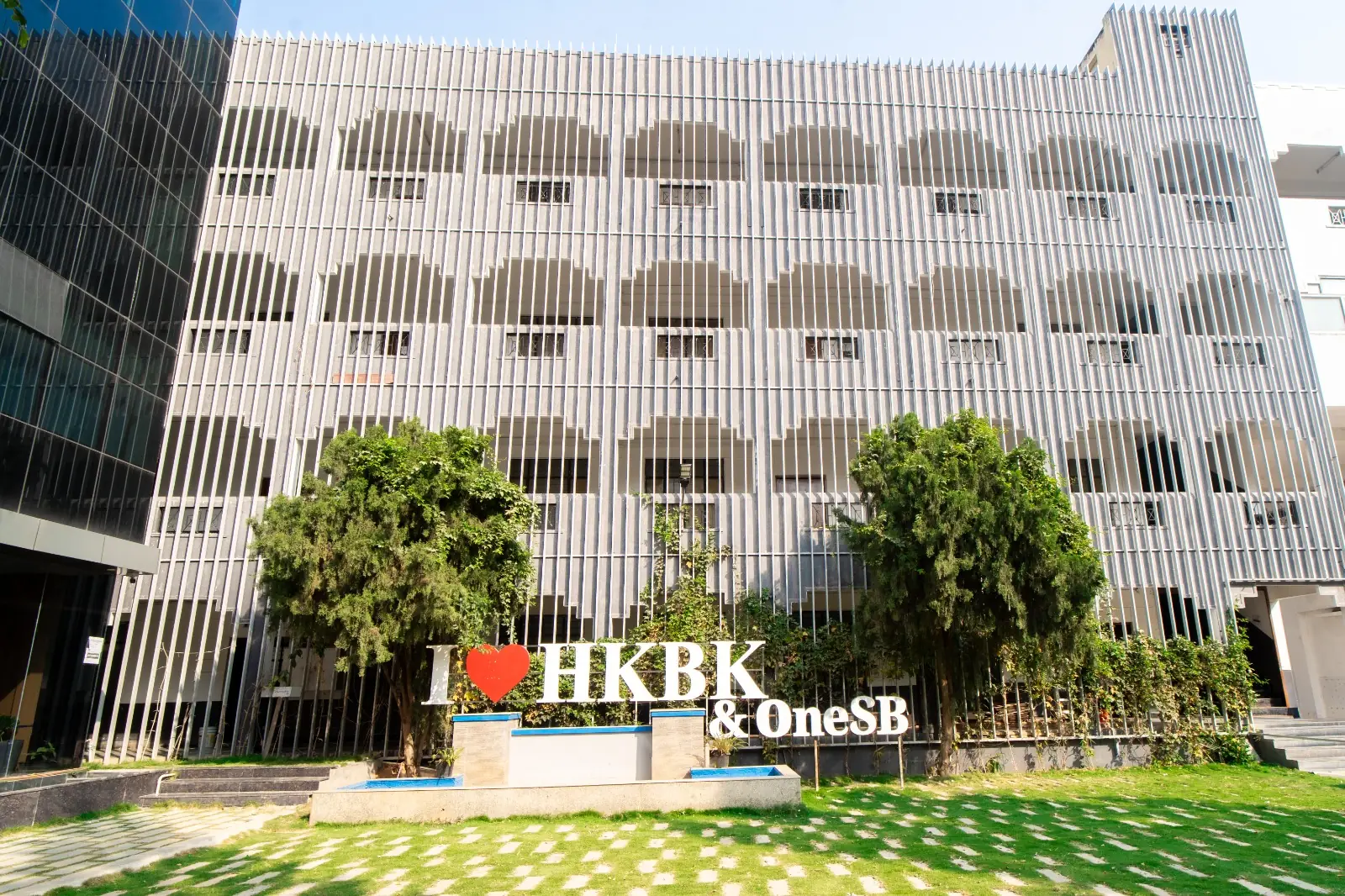HKBK College of Engineering building, with the I love HKBK sign on the front lawn